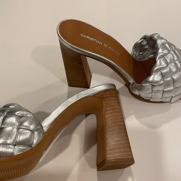 CHRISTIAN DI RICCIO Women's Braided Band Slip-on Stacked Block Heel Sandals